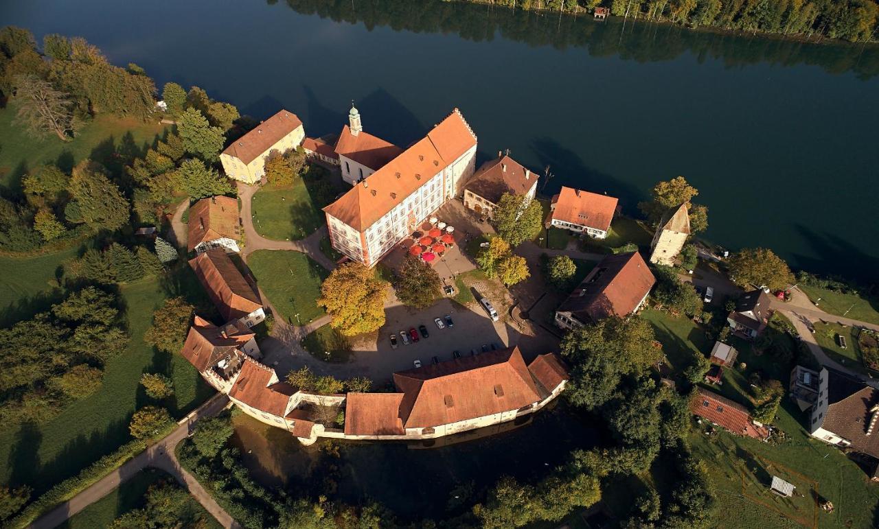 Schlosshotel Beuggen Karsau Exterior foto